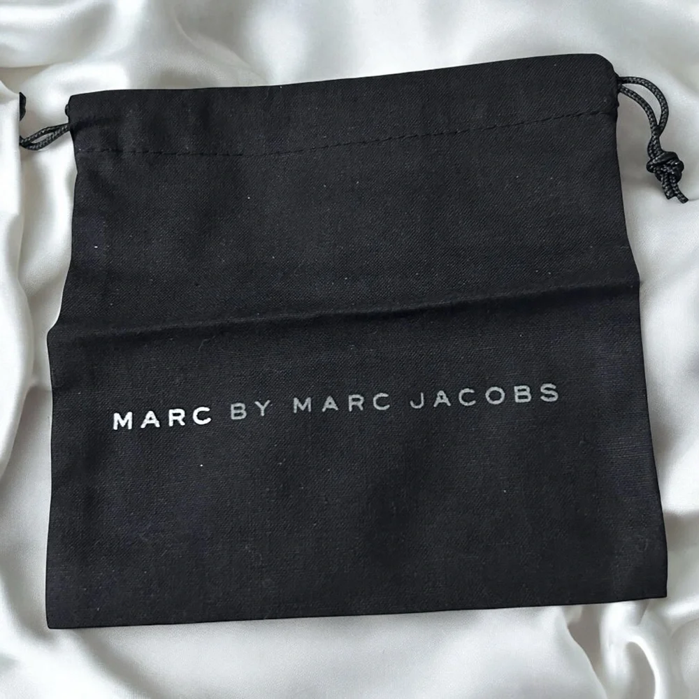 New Marc by Marc Jacobs Rose Gold Bracelet Dust Bag Metal Link Luxury - Picture 8 of 9